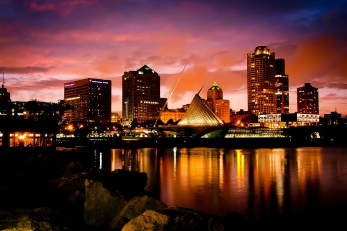 Top 10 Best Places To Celebrate 21st Birthdays