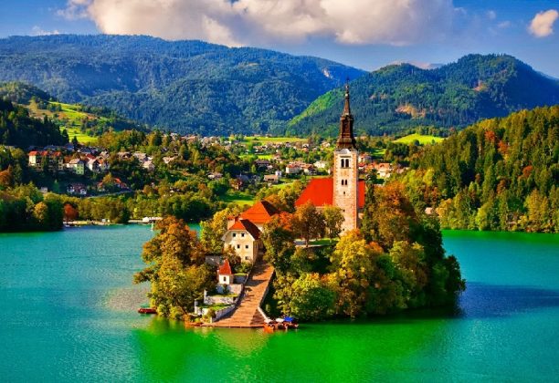 the-10-most-peaceful-countries-in-the-world