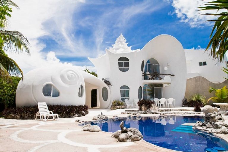 10 Most Incredible and Exotic Houses in the World
