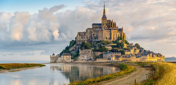 10 Breathtaking Beautiful Medieval Castles Around the World