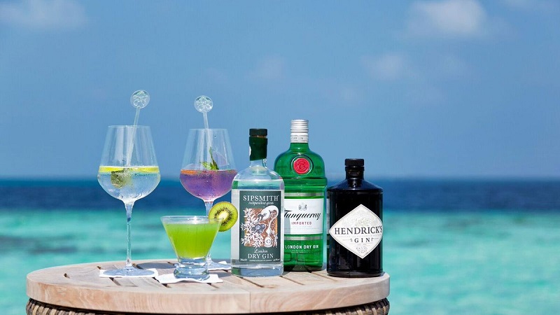 Alcohol Maldives 1 - Lets Travel More