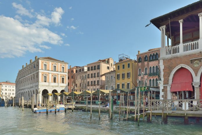10 Most Beautiful Squares In Venice