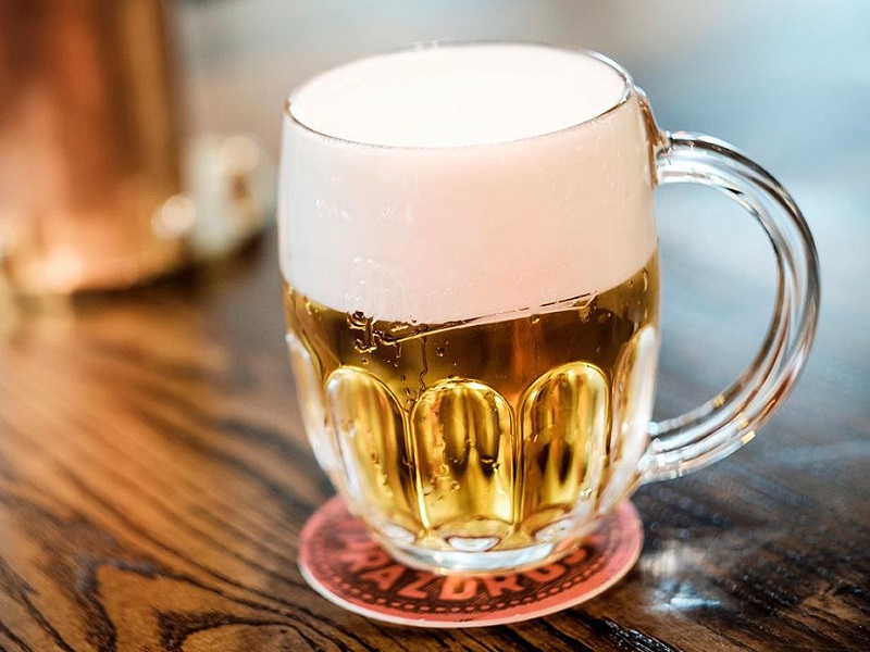 what is a pilsner beer made of