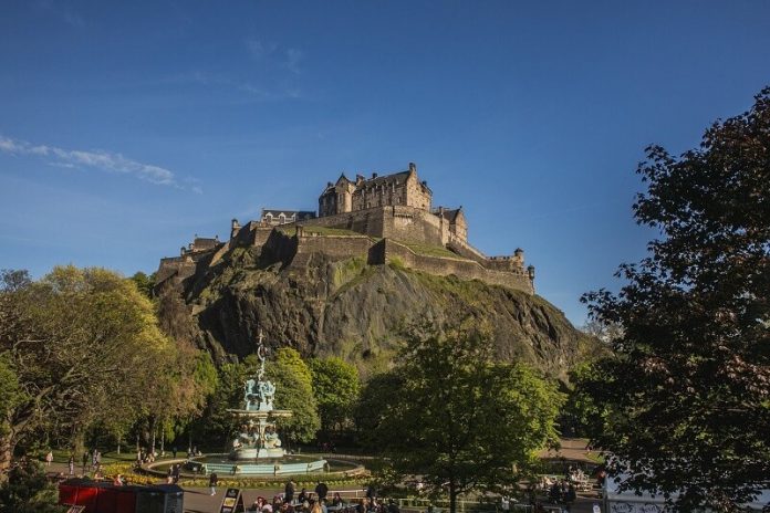 Edinburgh Walks – The Best Walking Routes In and Around Edinburgh